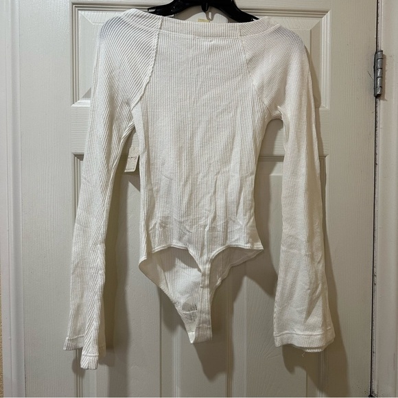 Free People BOHO On a Cloud White Bell Sleeve Bodysuit - Picture 3 of 7